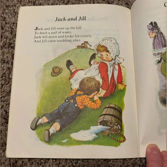 A Little Golden Book Eloise Wilkin’s Mother Goose - Picture 8 of 9